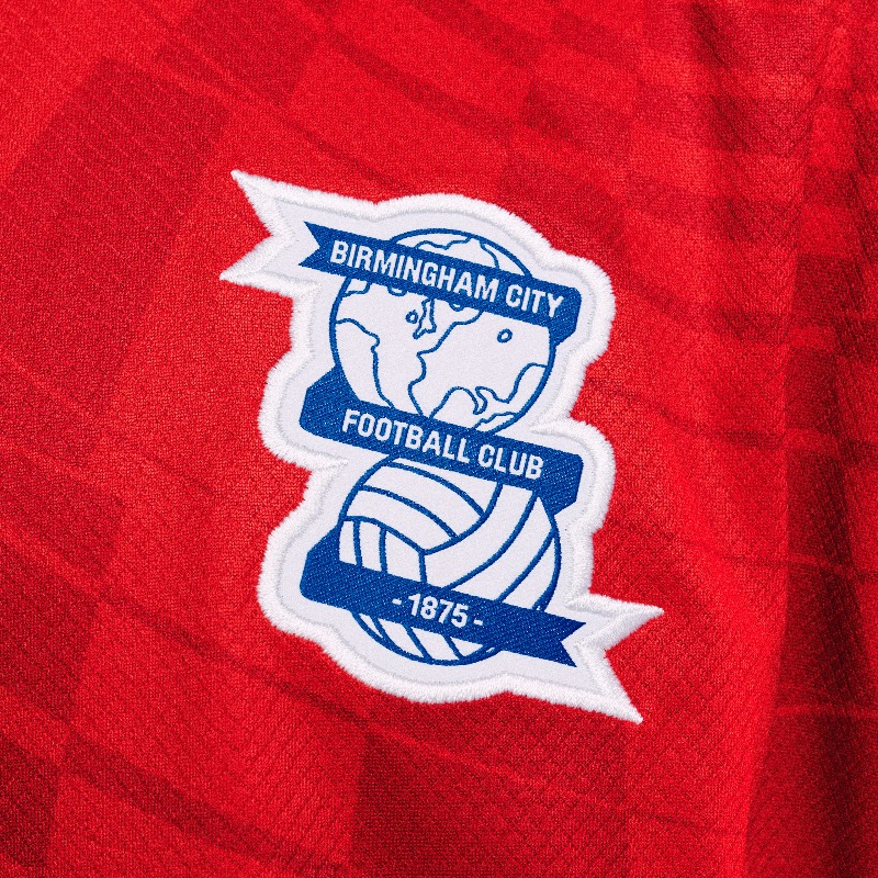 BCFC's tweet photo. It's all in the detail. 🔴

Our Third Kit for 2025/26, available to purchase from 9am online and 12pm in-store on Wednesday 13 August.