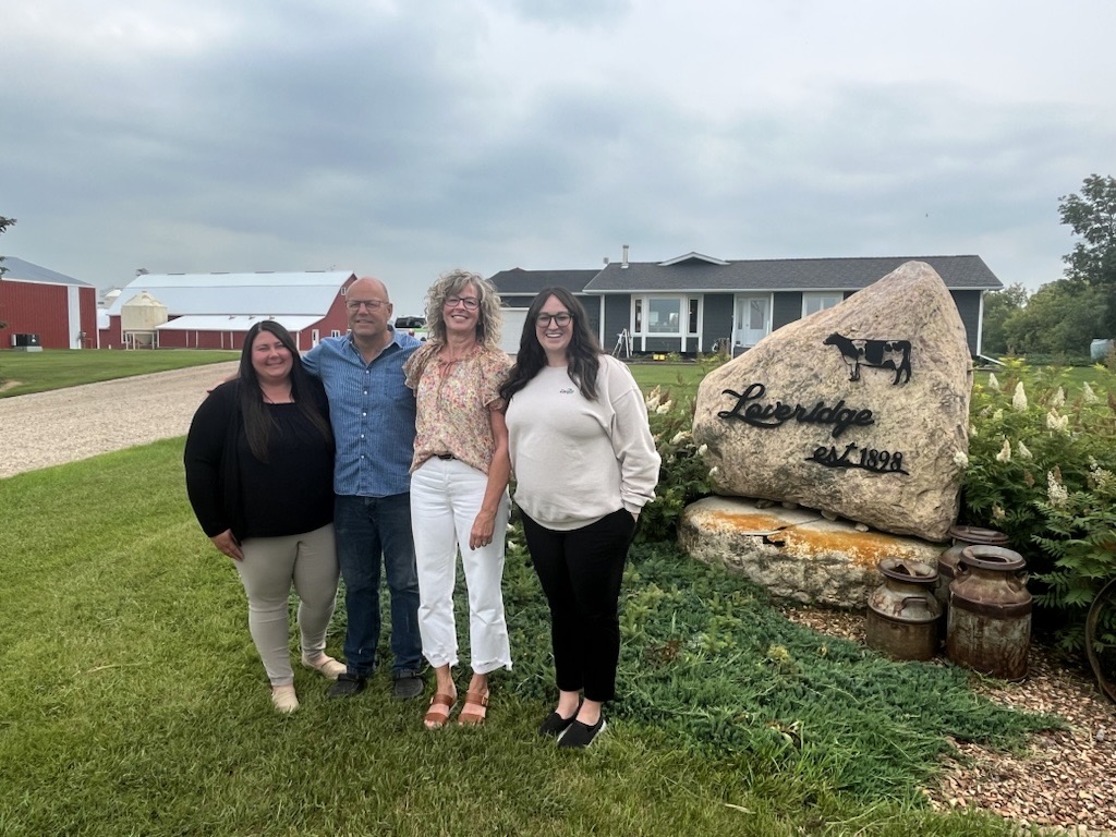 CargillAgCanada's tweet photo. Big congratulations to BJ Ag Corp, this year’s #WorthSharing winner! Join our #CargillMarketSense team in celebrating their success! https://t.co/663sZYp5ce