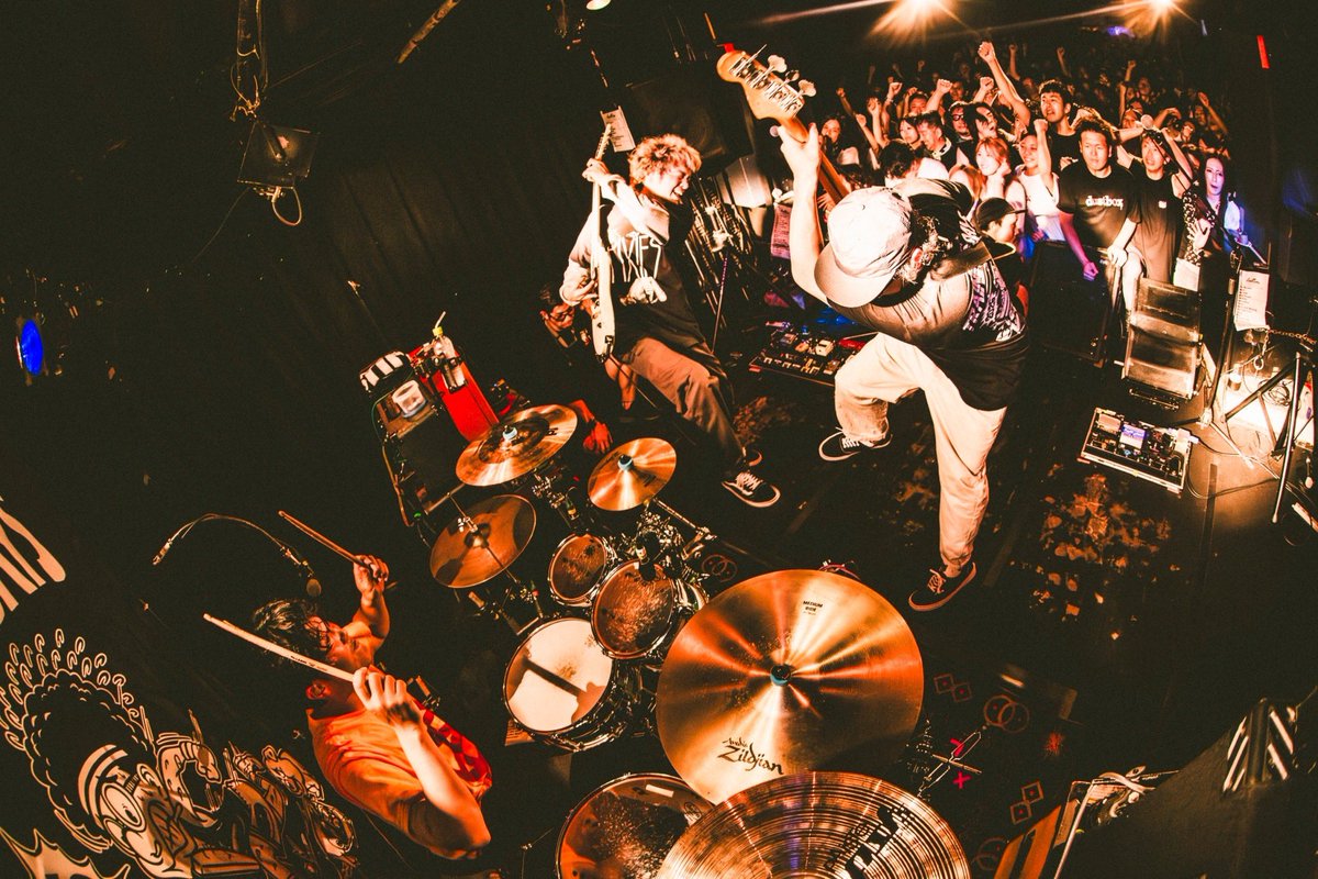dustbox_official (@dbx_official) on Twitter photo 2025.8.12
dustbox presents
"TRAINING DAYS 2025"
at NAGOYA HUCK FINN
w / KUZIRA
ありがとうございました!
#TRAININGDAYS2025
#KUZIRA
#dustbox
photo by <a href="/naoto_iwabuchi_/">naoto iwabuchi/岩渕直人</a> 2025.8.12
dustbox presents
"TRAINING DAYS 2025"
at NAGOYA HUCK FINN
w / KUZIRA
ありがとうございました!
#TRAININGDAYS2025
#KUZIRA
#dustbox
photo by <a href="/naoto_iwabuchi_/">naoto iwabuchi/岩渕直人</a>