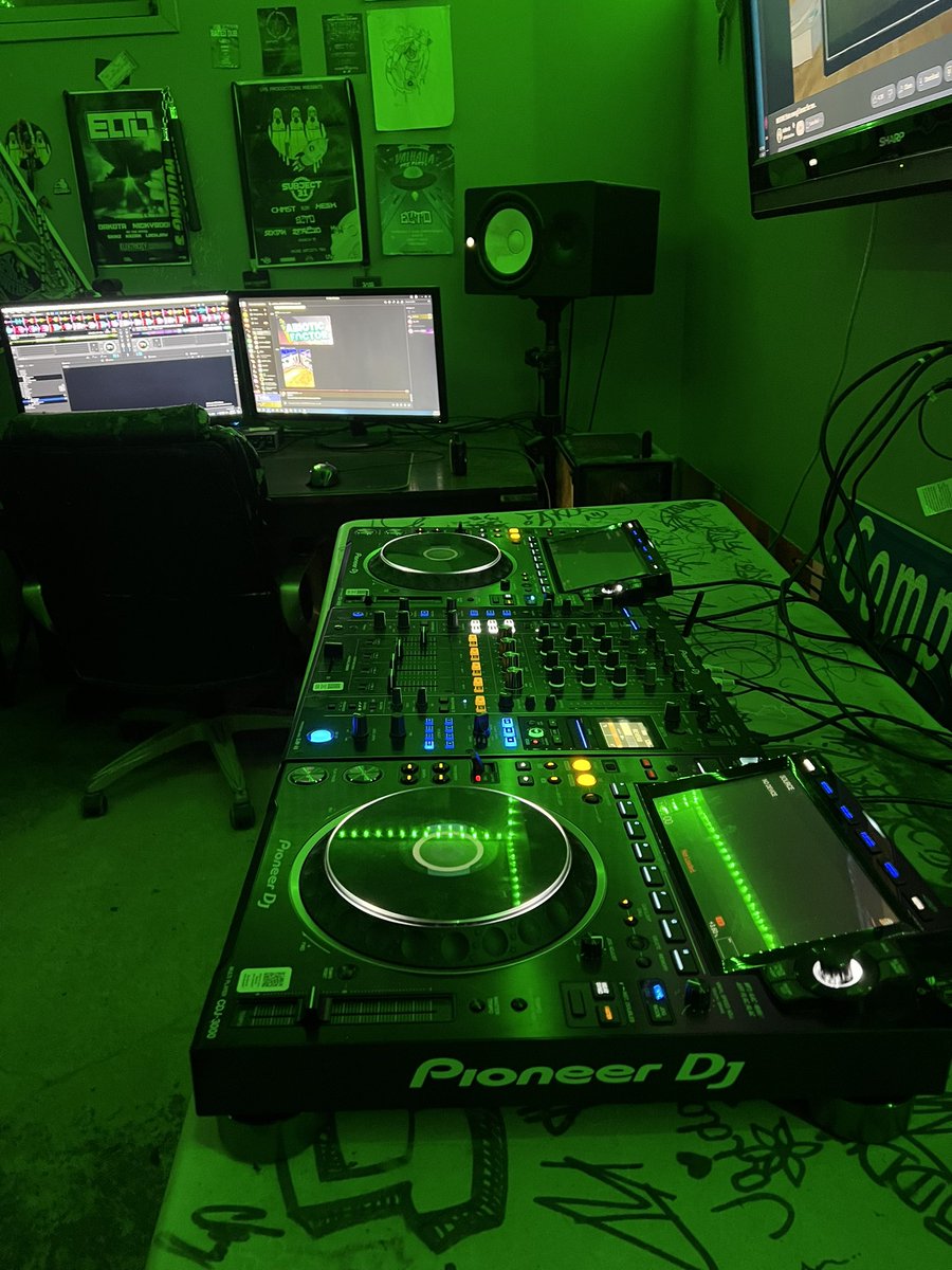 Livestream this Friday?!