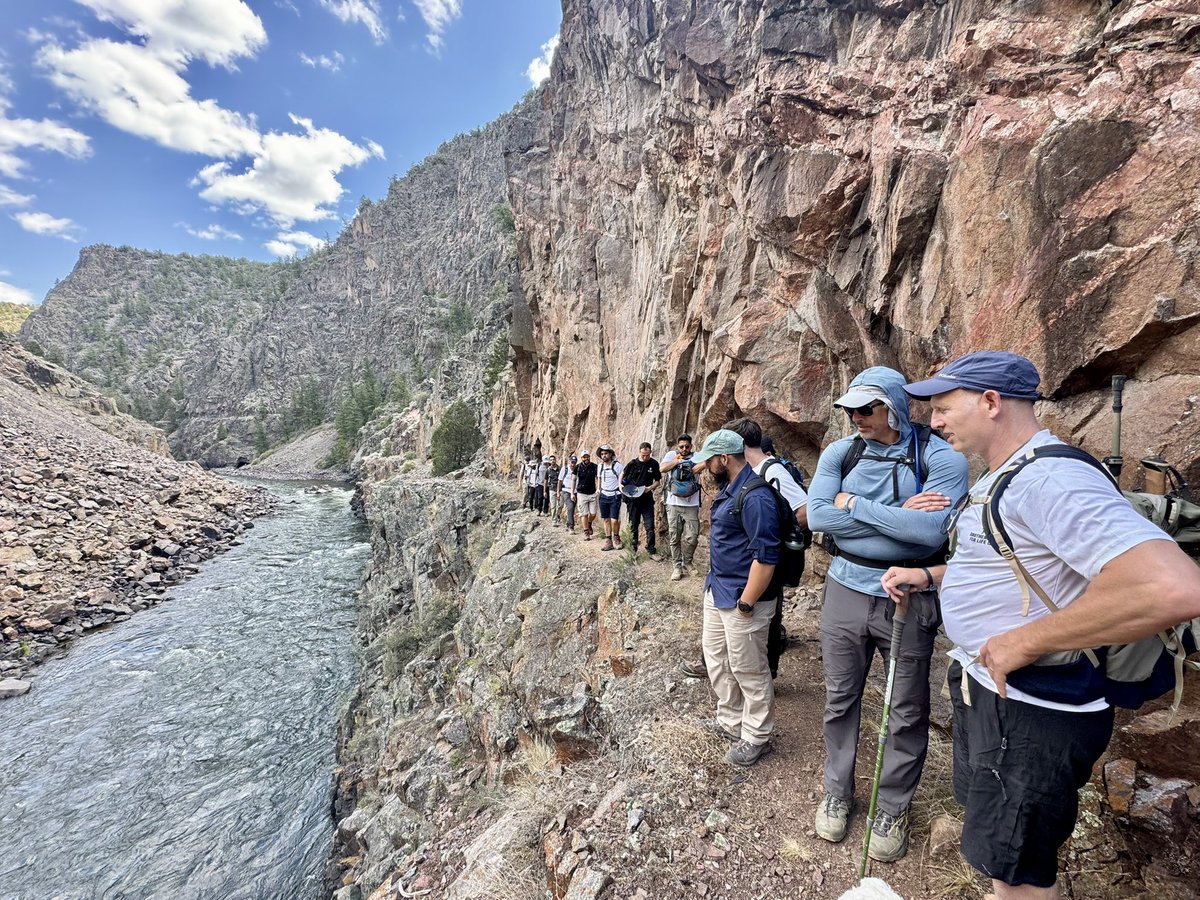 CoWildernessRG's tweet photo. Summer’s winding down, but your team’s adventure isn’t 🍂 

From mountaintop problem-solving to riverside strategy, we turn team-building into unforgettable experiences. Get out of the office with us! 

Book now: https://t.co/staCBBPm8S

#Colorado #TeamBuilding @CoachRafter14 https://t.co/f8Sn6rLmOk