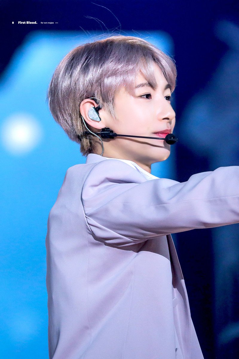 H3R23J's tweet photo. 191222 | @ firstblood0323 
회아고 런쥔 🩶🐱
#런쥔 #RENJUN #NCTDREAM https://t.co/s6qLqaXI4N