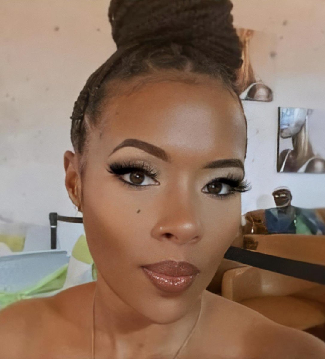 If I can’t have you, no-one will. 
Marcus Lofton has been sentenced to 25-50 years in prison after pleading guilty to his wife’s 2023 murder, Alicia Lofton, 38. He shot her 15 times, the day after she served him divorce papers, ending their 6-mos marriage.
#femicide #mensviolence