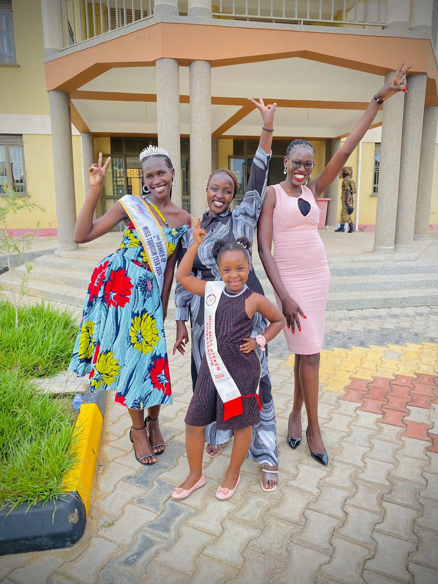 misstourismteso's tweet image. 5️⃣ Queen Aleni Lisa 

👑 Redefining the Girl Child
With the Redefined Girls Project in Katakwi, Queen Aleni empowered girls to embrace their worth, protect their dreams, and believe in limitless possibilities. 

#YouthInAction #MissTourismTeso #GirlsEmpowerment #IAmMyCulture
