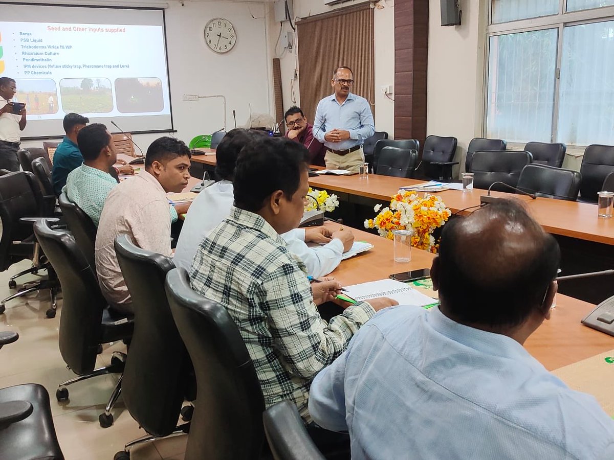 drkishorbehera's tweet photo. DLCC Meeting-III of CRFM completed today by ⁦@ICARDA⁩ under the chairmanship of esteemed Collector and District Magistrate, Nuapada, Odisha. He emphasised on market linkages and installation of Dal Processing Units at PG level ⁦@krushibibhag⁩ ⁦@ShivKAgrawal⁩ https://t.co/J9VYXseYB8