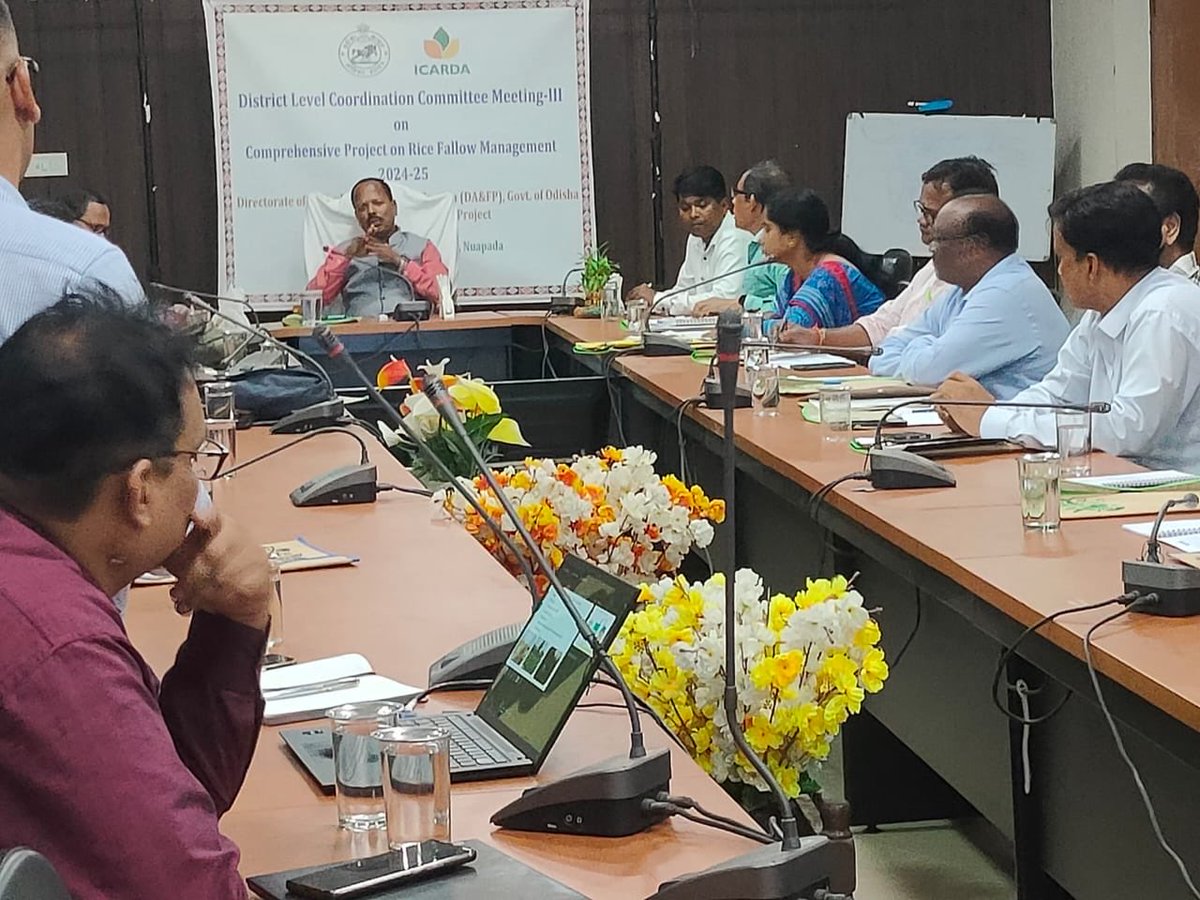 drkishorbehera's tweet photo. DLCC Meeting-III of CRFM completed today by ⁦@ICARDA⁩ under the chairmanship of esteemed Collector and District Magistrate, Nuapada, Odisha. He emphasised on market linkages and installation of Dal Processing Units at PG level ⁦@krushibibhag⁩ ⁦@ShivKAgrawal⁩ https://t.co/J9VYXseYB8