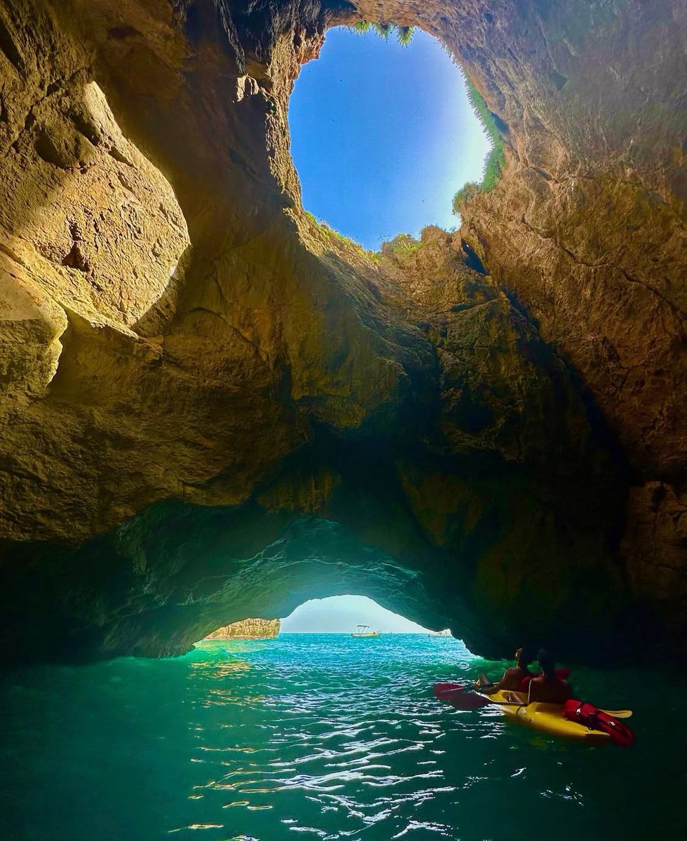 Il #PozzoDelDiavolo: il lato più selvaggio e misterioso di #Gaeta, in provincia di #Latina

📷 Ig gennaroromanelli

#VisitLazio #LazioIsMe #LazioEternaScoperta