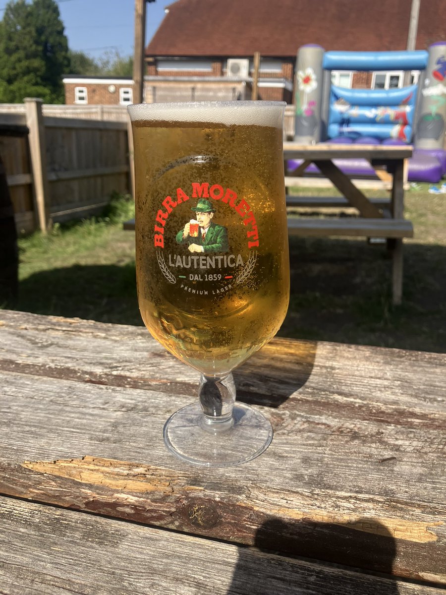 After a walk around the village reminiscing on where I use to get in trouble as a youngster. It’s time for a well deserved <a href="/BirraMorettiUK/">Birra Moretti UK</a> in <a href="/thecrownchinnor/">The Crown Pub</a> #cheers