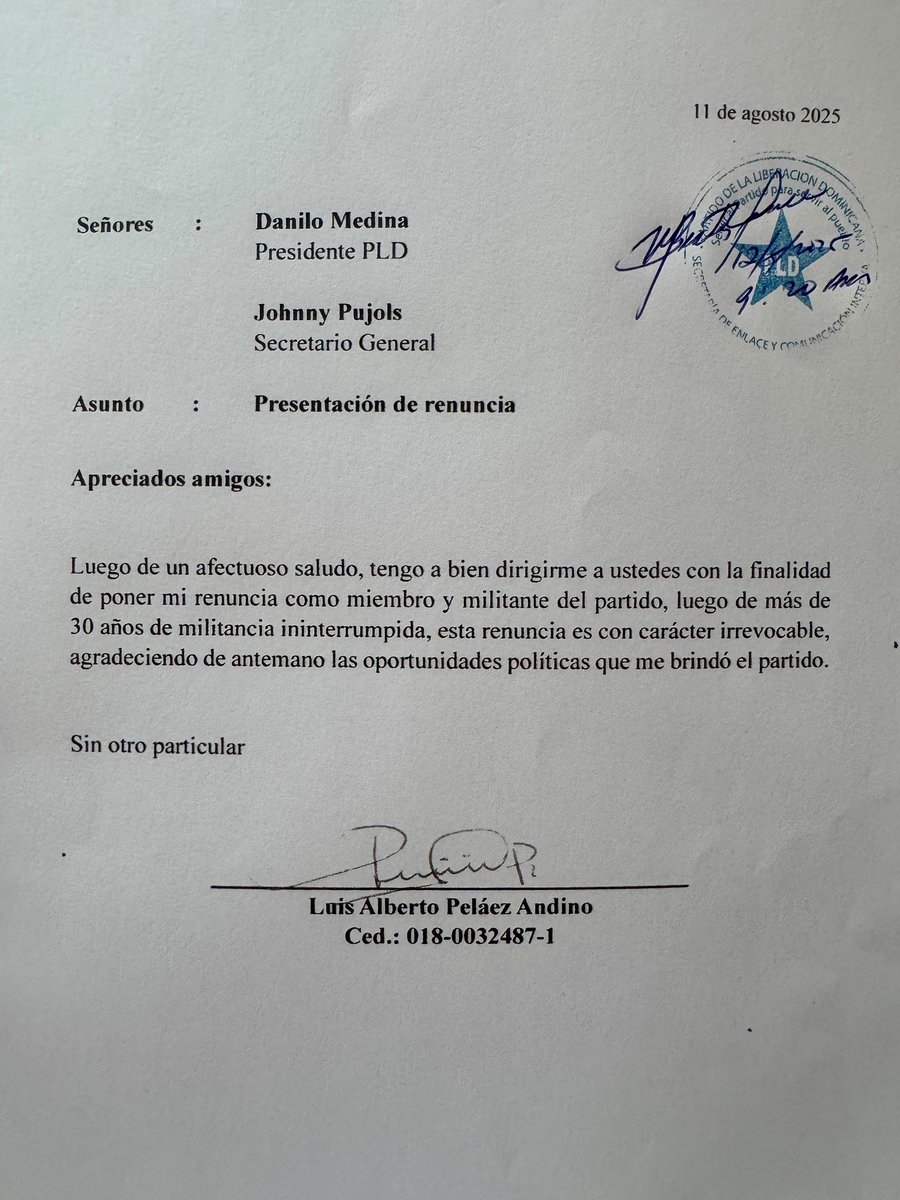 En el día de ayer enviamos una carta de renuncia como miembro y militante del <a href="/PLDenlinea/">PLD</a> hoy fue recibida. Ahí dejó muchos amigos, algunos me han atacado ( es normal) otros entienden. Mis afectos a todos.