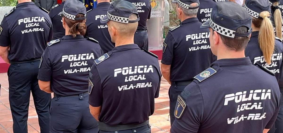 📢 El BOP publica avui les bases i la convocatòria per a cobrir, de manera temporal i en comissió de serveis, 5 places d’agents de Policia Local.

🗓 Termini de sol·licituds: del 13 al 20 d’agost (ambdós dies inclosos)

ℹ👉 vila-real.es/portal/p_20_co…