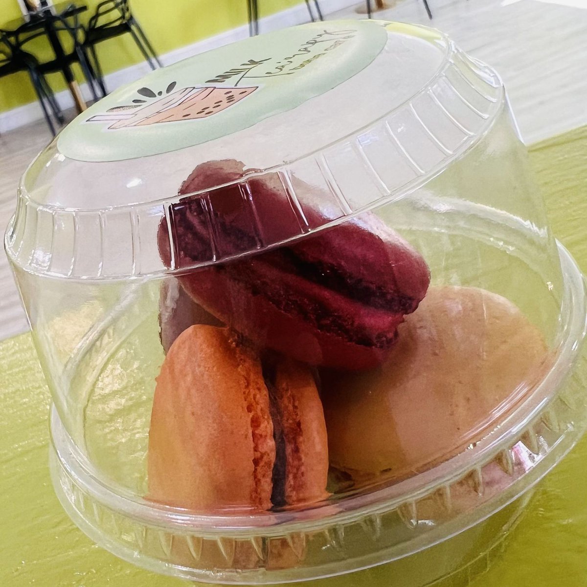 milktearapy's tweet image. Tiny, tasty, and totally irresistible! Our macaroons are the perfect bite-sized dessert to enjoy with your favorite drink. Taste these sweet treats today!
#Macaroons
bubbleteadepew.com/macaroons