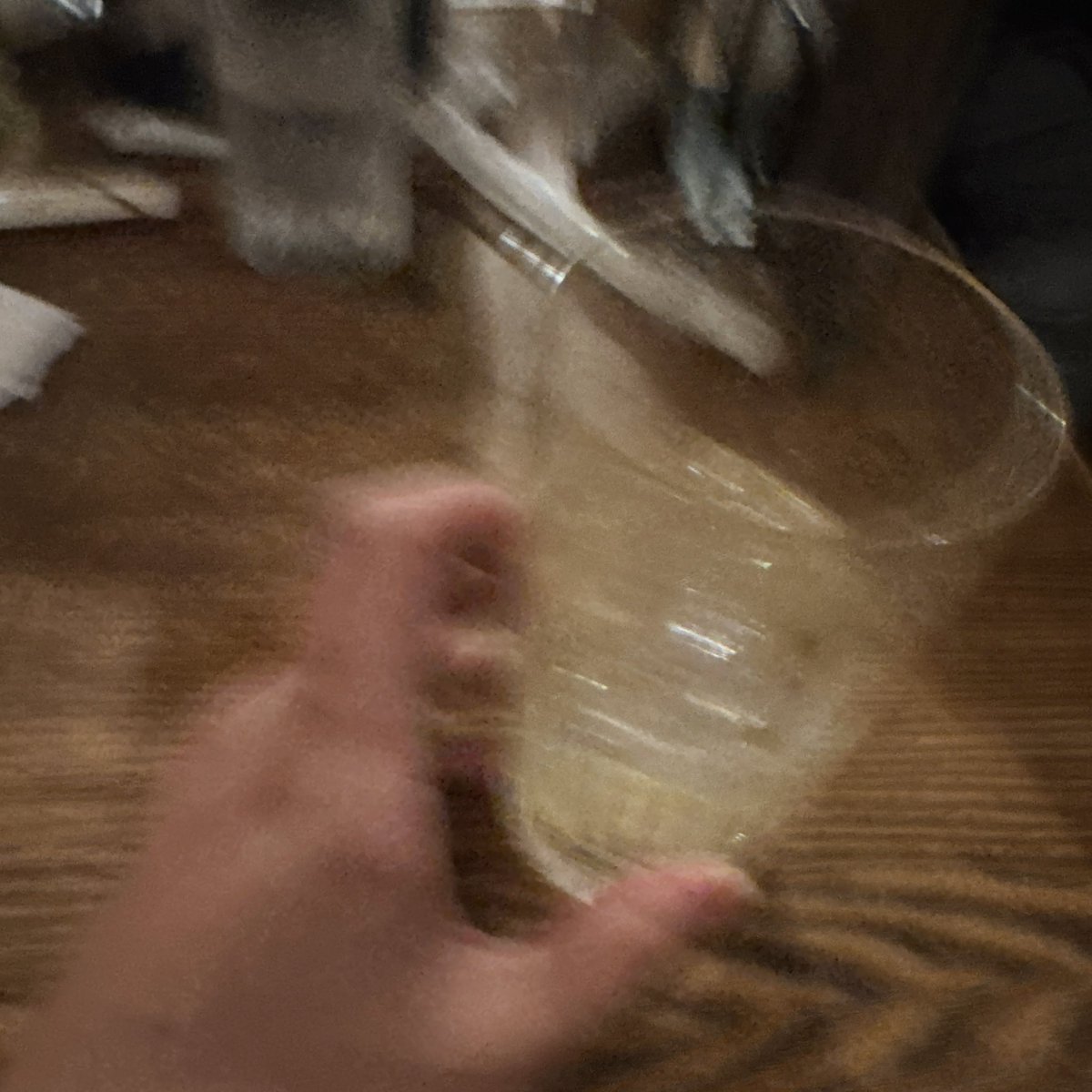 封印されし古のボカロPの40mP、なんか良い音でギター鳴らして良い曲書くみきとP、インターネットピアノマン事務員G、なんか良い音させる係のakasakaと飲みました