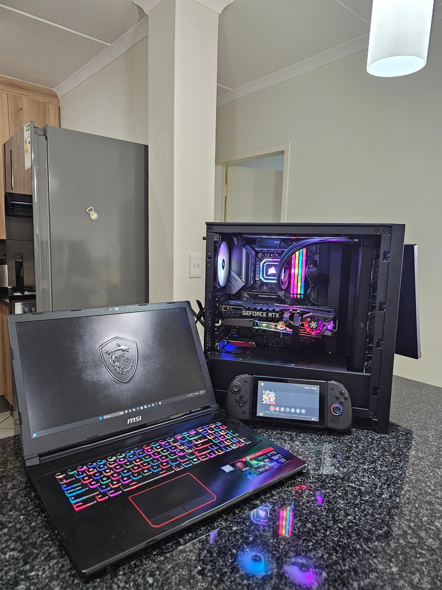 I say let's make it more interesting.

1. 5K we start with the Nintendo Switch.
2. 7,5K Gaming Laptop.
3. 10K Gaming PC.

Who is in?  More chances to win. 🙂‍↕️

Link: youtube.com/@rolivhuwa?si=…