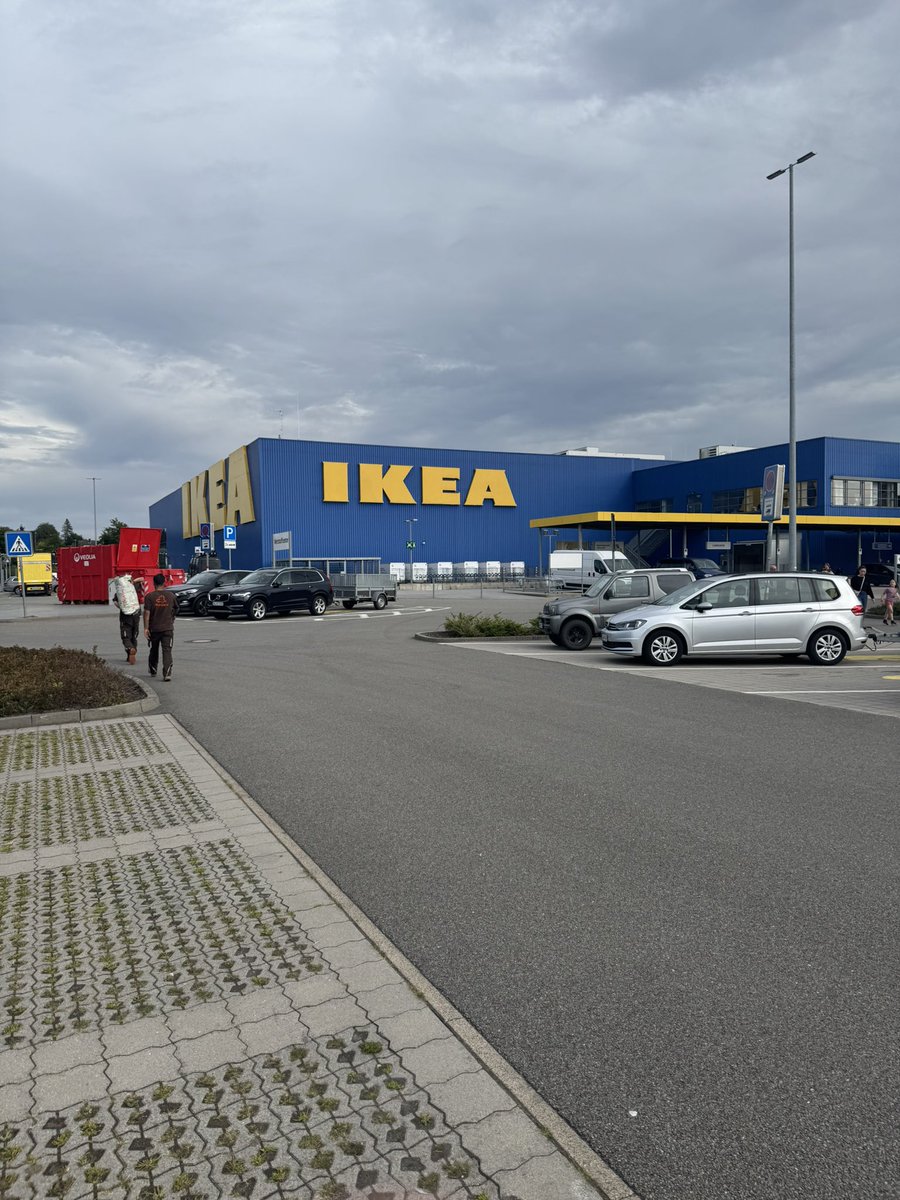 Rachael 🏳️‍⚧️ tweet media