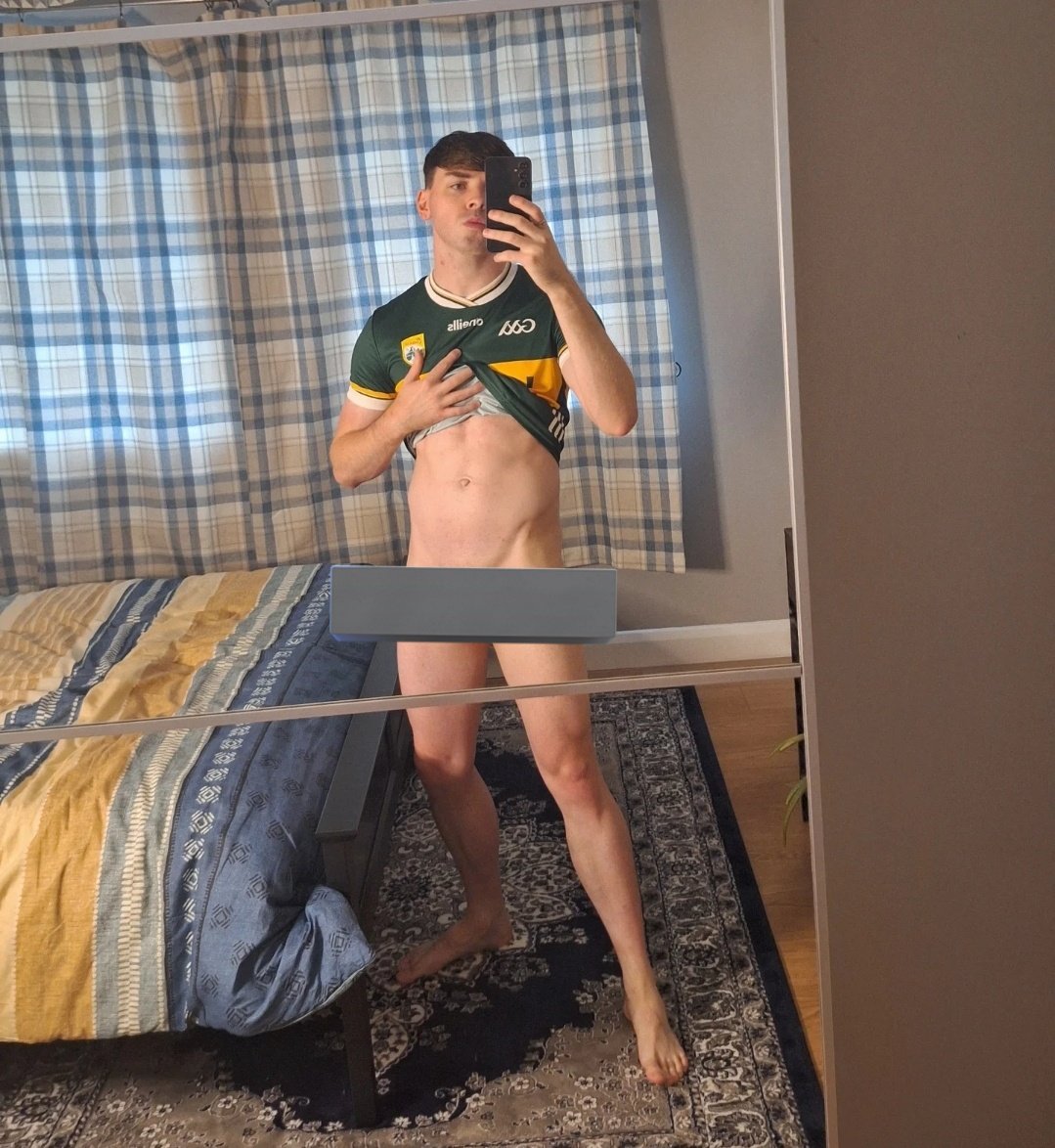 Cozza 🤡 tweet media