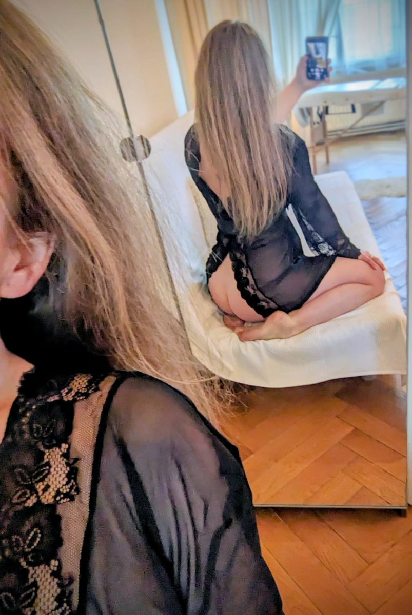 hankafans's tweet photo. Oblečená, neoblečená...
Mám ráda tenhle nahatý obleček s příběhem. A právě v něm píšu další 💋
#masaze #praha #massage #blond #masazehanka #czechgirls #tantra #relax #cmklub https://t.co/aw2D7NbCB7