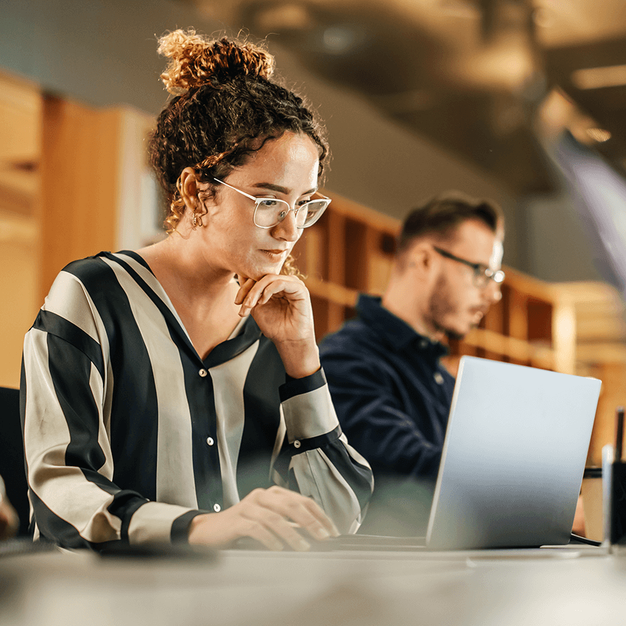 bournemouthuni's tweet photo. If you're a women who is interested in studying Cyber Security this September, then take a look at the ESET Women in Cyber Studentship, which offers a £5,000 studentship and hardware package to one female student. Find out more here: https://t.co/8WrRPnAUBL https://t.co/NU3HmhqRUa