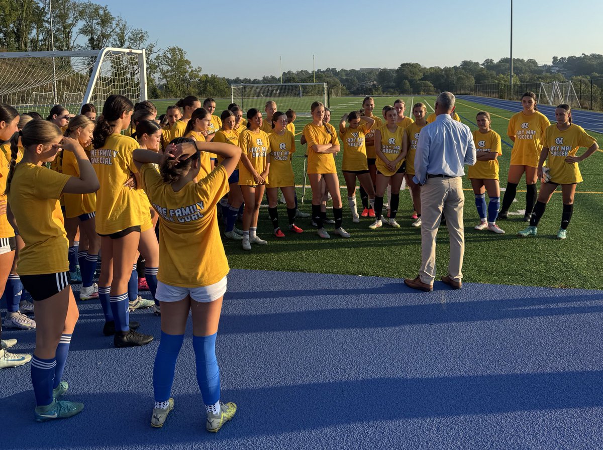 CMLadyMacSoccer's tweet image. Thank you Superintendent @DrTaranto for stopping by and talking to us this morning! Your advice and words of wisdom will help us become the best team we can be this season! #CMGS #OneFamilyOneGoal