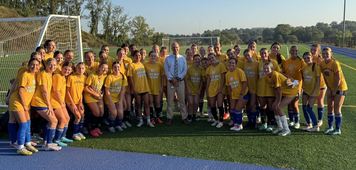 CMLadyMacSoccer's tweet image. Thank you Superintendent @DrTaranto for stopping by and talking to us this morning! Your advice and words of wisdom will help us become the best team we can be this season! #CMGS #OneFamilyOneGoal