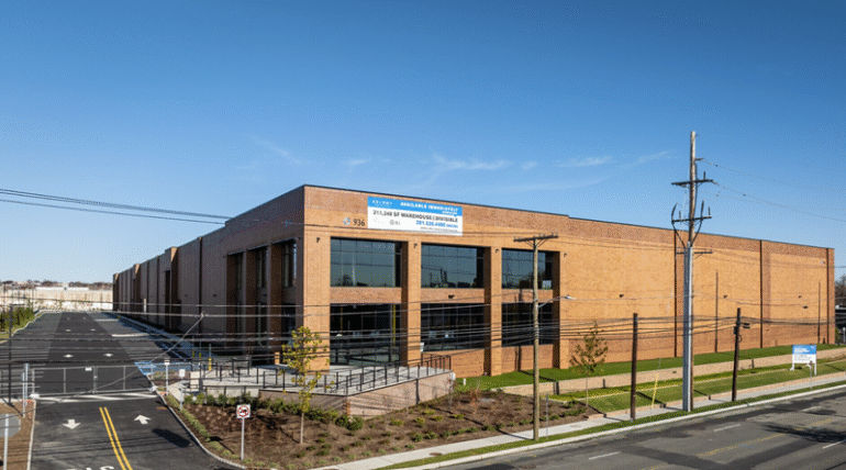 Seagis, ecommerce firm, Uni Uni inks 211,000 sq. ft. lease at new Kearny warehouse re-nj.com/seagis-ecommer… via <a href="/NewsByRENJ/">Real Estate NJ</a>