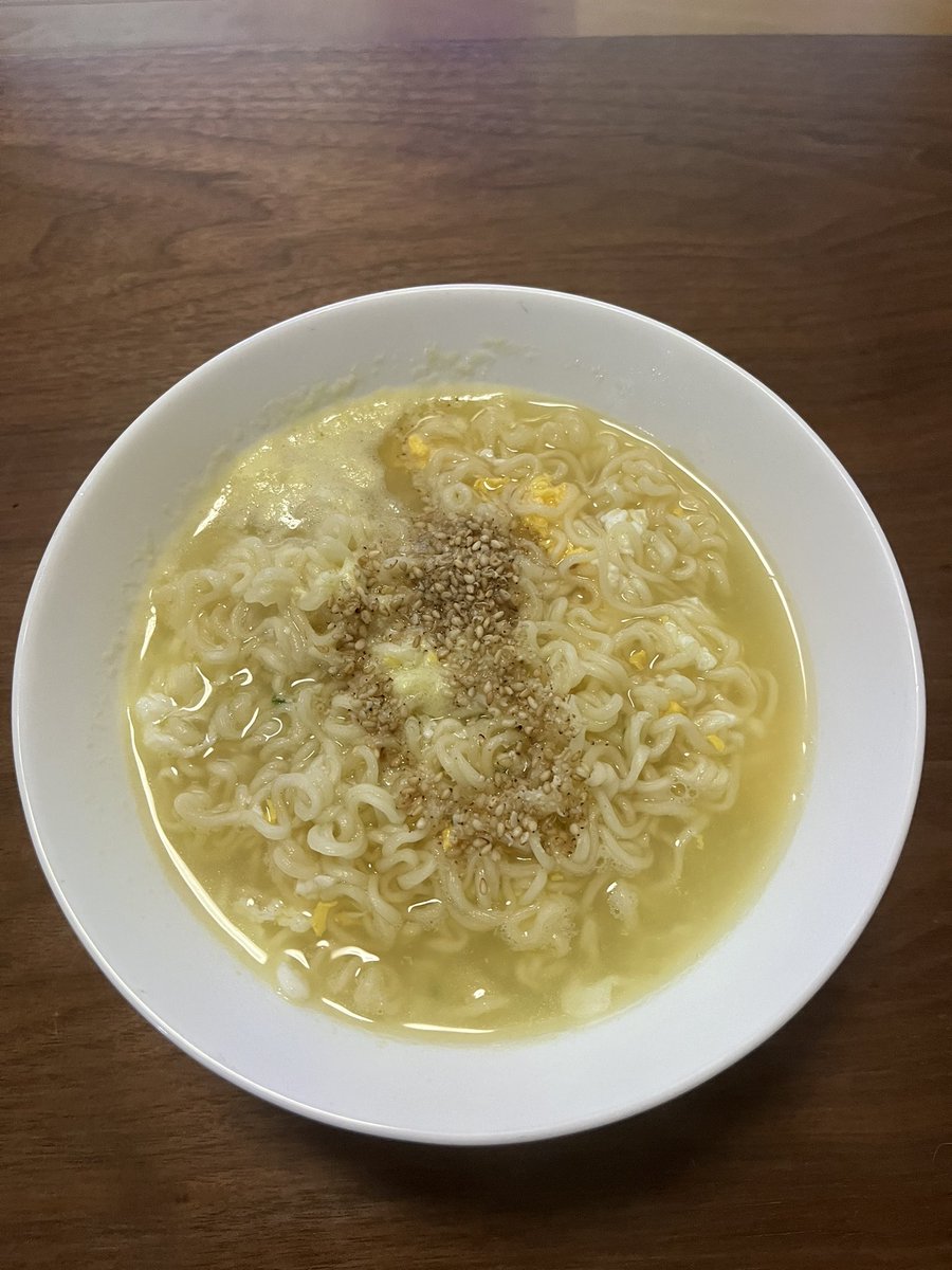 LoamizeL's tweet photo. かき玉塩ラーメン作りました🍜 https://t.co/HYnLPe2FSb