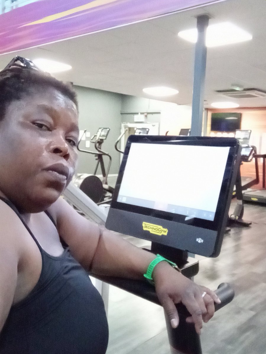 2ush's tweet image. Gym time