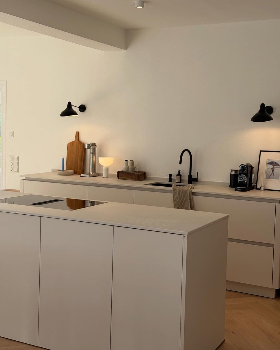interiorsuckerr's tweet photo. https://t.co/4g05EPKANT