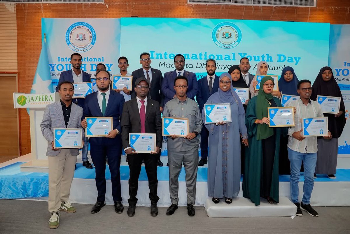 The Ministry of Youth &amp; Sports proudly marked #InternationalYouthDay with a vibrant celebration attended by top govt leaders, youth orgs &amp; students. Speeches, panel talks &amp; youth innovation showcases highlighted Somali youth’s vital role in nation-building &amp; achieving the SDGs.