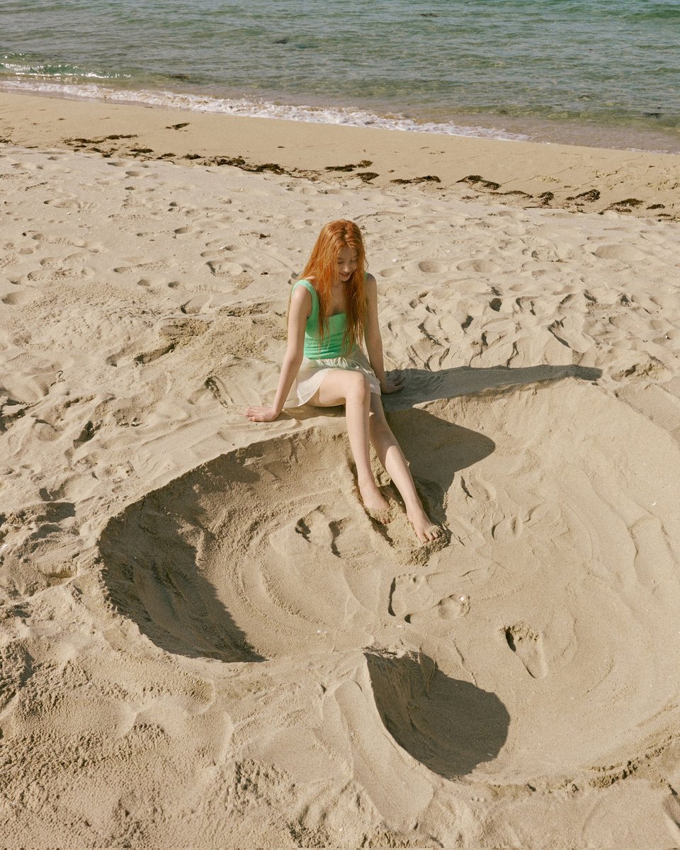 joyisthetics's tweet photo. summer perfection https://t.co/1qCibvB8Zp