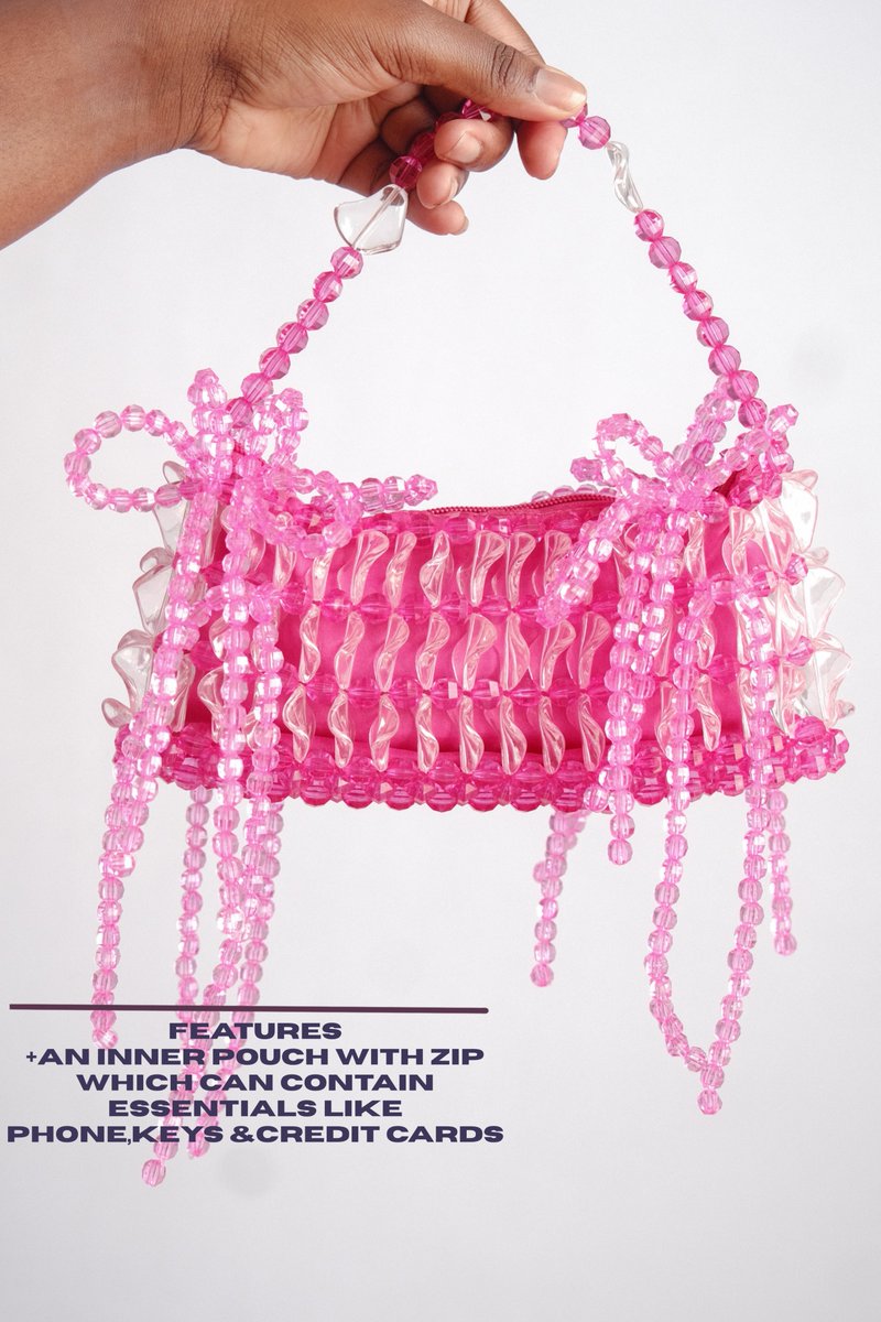 🪩 Make Fashion Playful Again! 🪩
Meet the FÁÀRÍ Fringe Bag! 
✨The extra spark your wardrobe has been waiting for!

🎀 Handmade with love, FÁÀRÍ comes in stunning colour combinations to match your style.

🏷️ ₦50,000
🛍️ DM to place your order
🌍 Ships Nationwide 🇳🇬 &amp; Worldwide