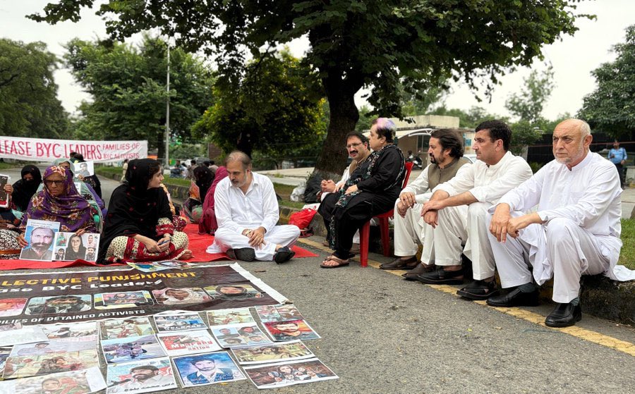 Today, <a href="/PTIofficial/">PTI</a> legislators Junaid Akbar and Sher Ali Arbab visited our sit-in. In 2021, I sat in D-Chowk for 10 days when PTI was in power and was part of the delegation that met PM <a href="/ImranKhanPTI/">Imran Khan</a> —unfortunately, it did not result in the return of our people. However, we
