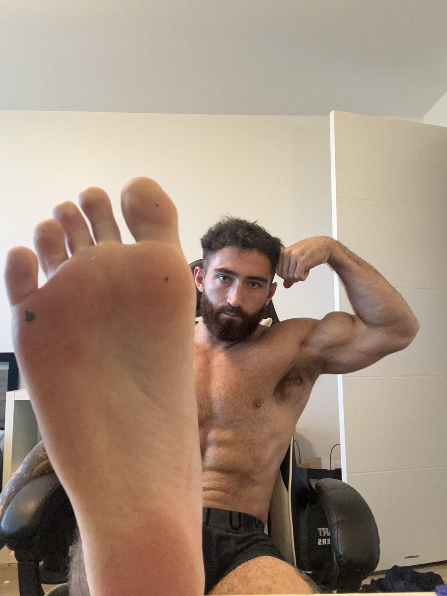 AlphaBrad77566's tweet image. RT game with one of my good boys drain him hard 🤑🤑
15 Min
2/2/2
3 comments