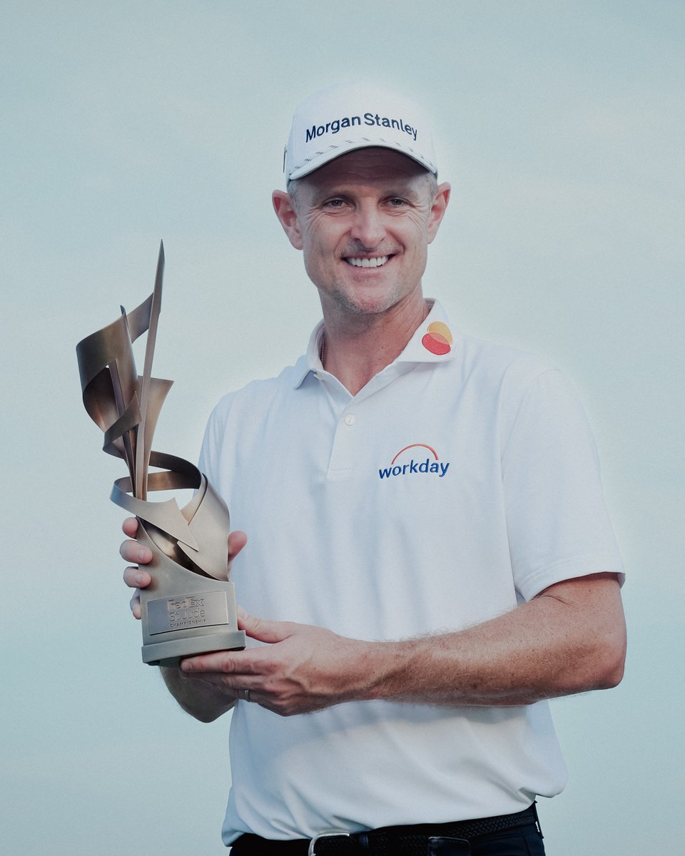 The Sentry tweet media