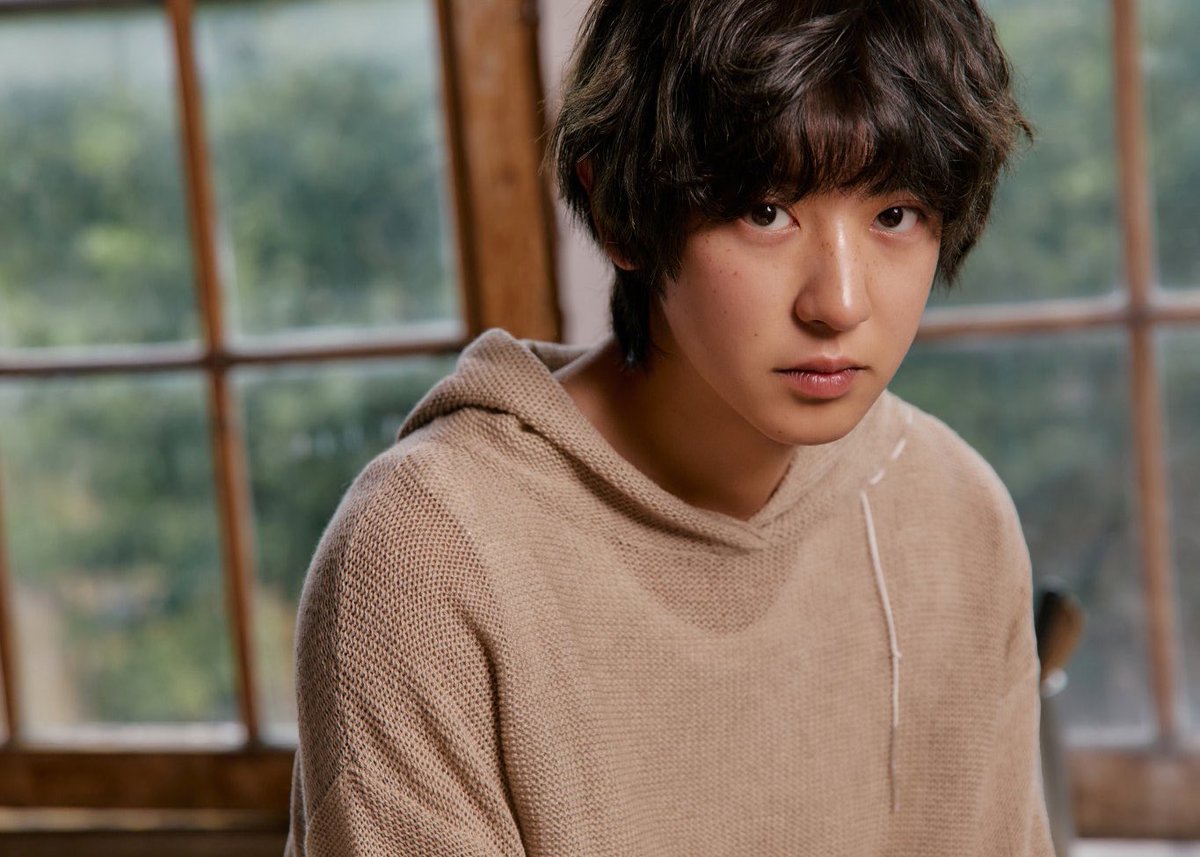 legendyoh's tweet photo. sociedade: não queremos menores de idade debutando!!

chanyeol no auge dos seus 15 aninhos:

CHANYEOL TEASER IMAGE 2

#GOAT61_TeaserImage2
#CHANYEOL_UpsideDown 
#CHANYEOL #찬열 https://t.co/B7KATInxEv