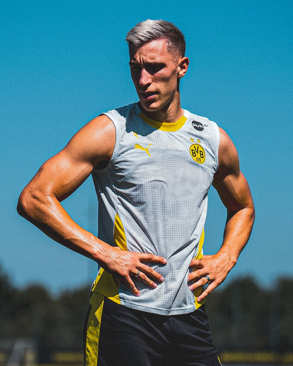 BlackYellow's tweet image. Big lifter. 🏋️‍♀️