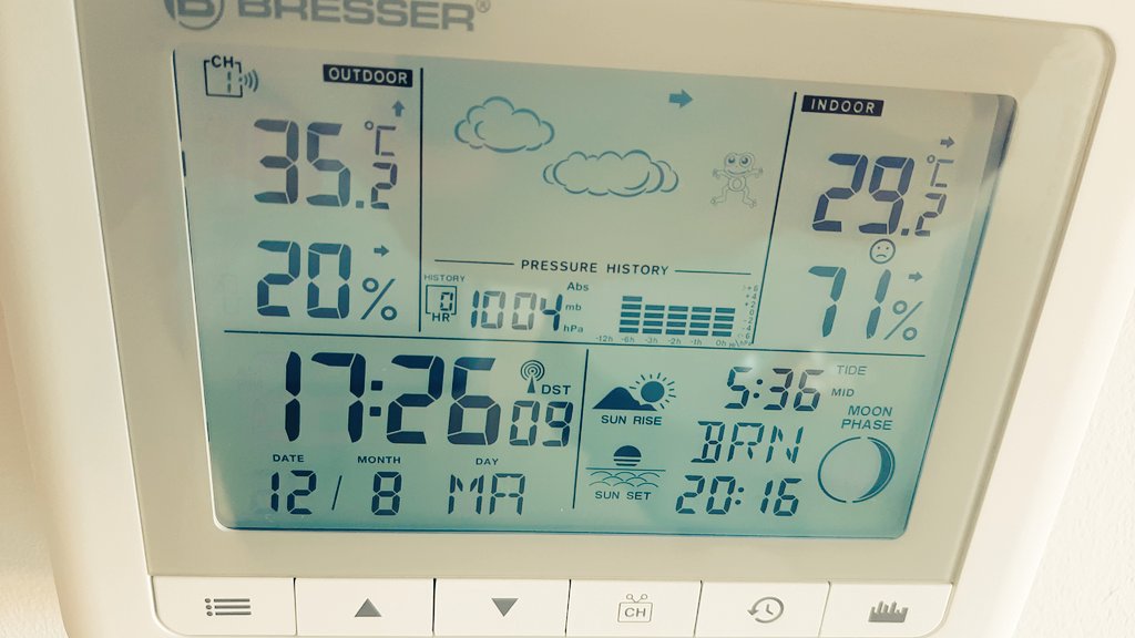 SetMeteo's tweet photo. Més de 35°C a l'ombra a Santa Eugènia de Ter, Gironès. #calor #santaeugèniadeter @SetMeteo @eltempsTV3 @VilaStaEugenia https://t.co/JYV0Kf6UNt