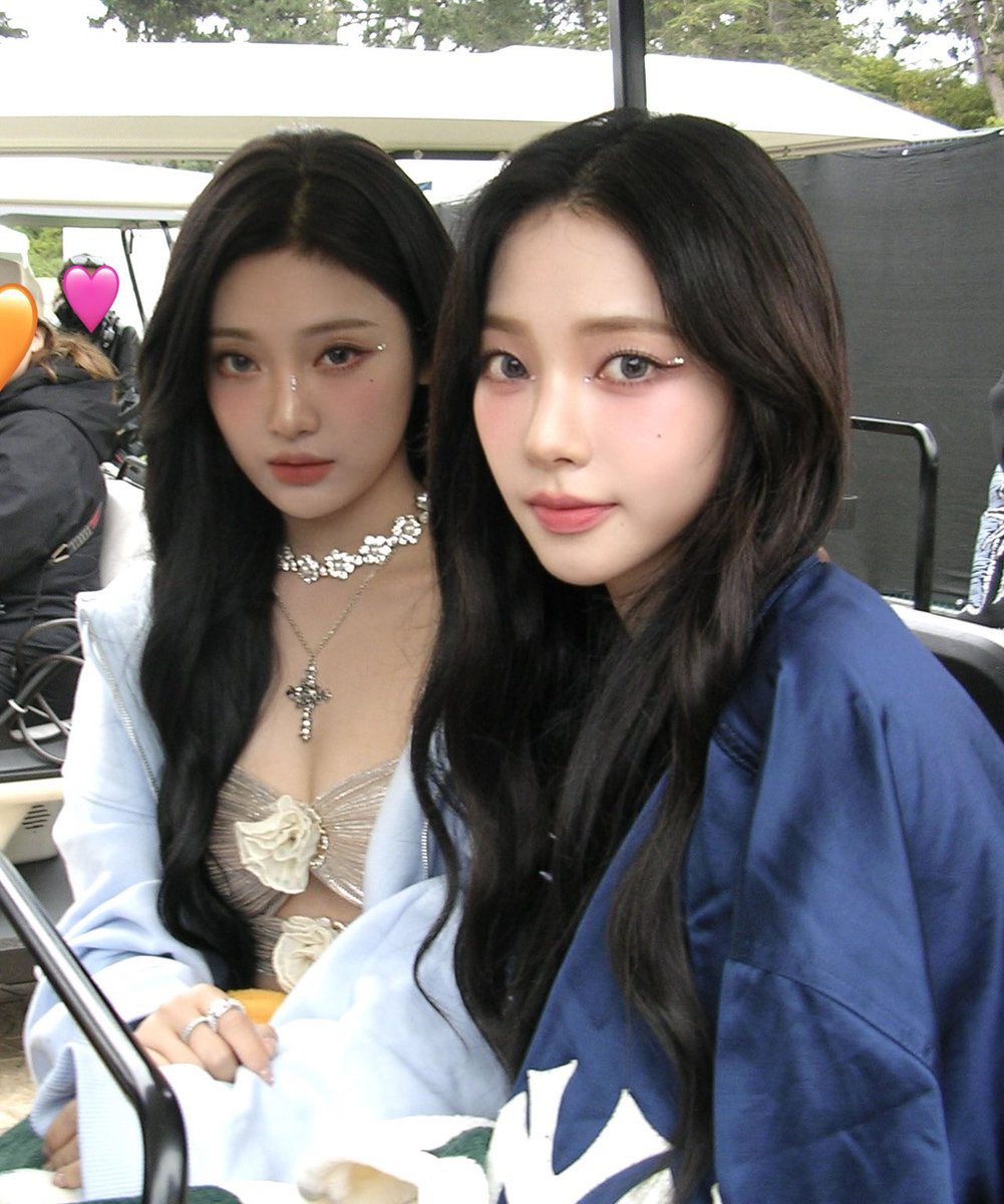 hourly karina (@hourlykrn) on Twitter photo 