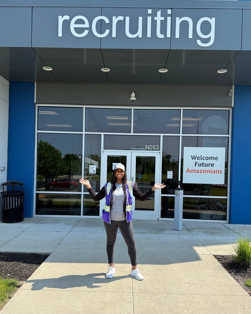 Cholmes0009's tweet photo. We are Hiring! Hiring!! Hiring!!!
Currently offer work from home. We offering work from home (AMAZON) job offer. If you are interested let me know.

https://t.co/WNFitHdhyq

#Jobs #JobSeekersSA #jobswithrg #Job https://t.co/FvxZAlTB0K