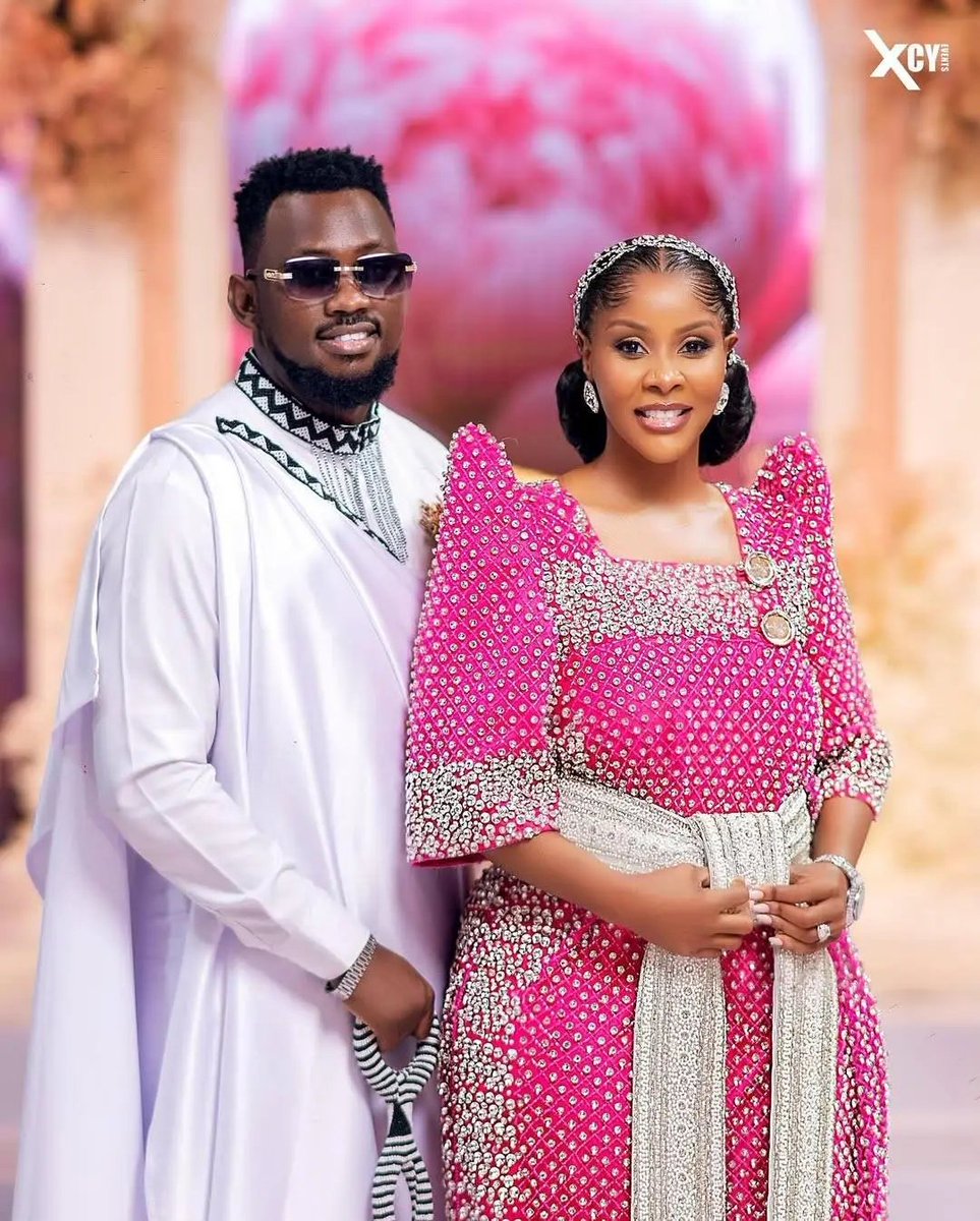 Congratulations my bredda Levixone and your beautiful wife Desire Luzinda 

#YourTvRadioGuy #eyakoowaobwavu