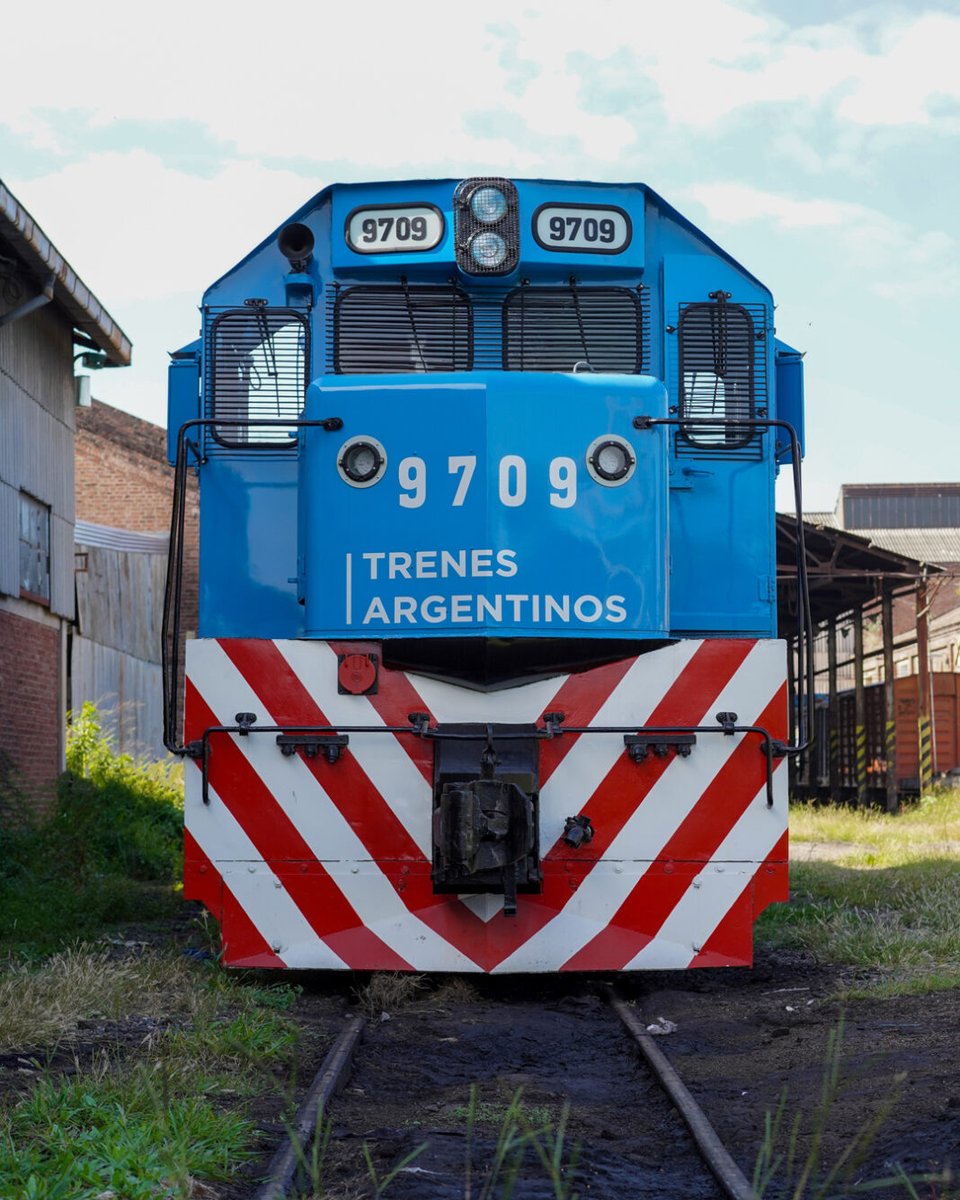 SOTERRAMIENTO DEL SARMIENTO ❌
MODERNIZAR Y TRAER SEGURIDAD AL RAMAL HAEDO -TEMPERLEY❌
HABILITAR EL RAMAL CASEROS-HAEDO❌
Sin planificación,no hay país posible.