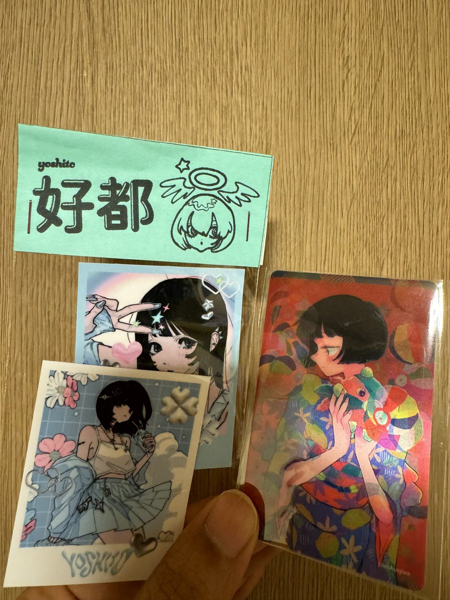 会社帰りに、tHE GALLERY HARAJUKUの朝際イコさんと好都さんの展示を見にいってきた。

片や大正時代、片やポップな平成初期(９０年代)と対象としている時代は異なるけれど、自身のフィルターを通して各々が好きな時代を仮想的に再現する手法は、結構近いのかなと感じました。
とても良かったです。