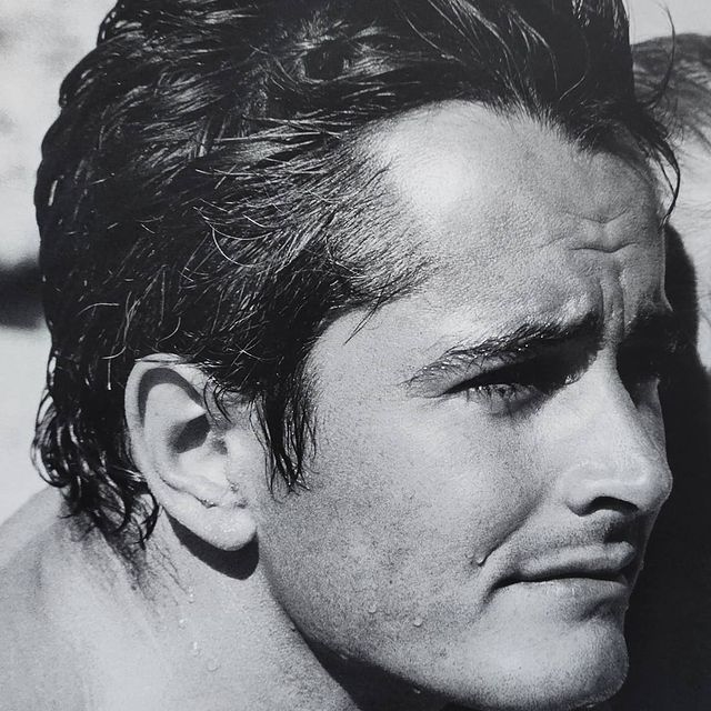 Josekcampos's tweet photo. Remembering 📷#JohnDerek🙏 on his birthday... August 12, 1926
#John was an admirer of feminine beauty. He enjoyed her around him until his last breath.
One of my favorite photographers
#HAPPYHeavenlyBirthday, #John ¡ 
@boderek https://t.co/wnSsQRfezW