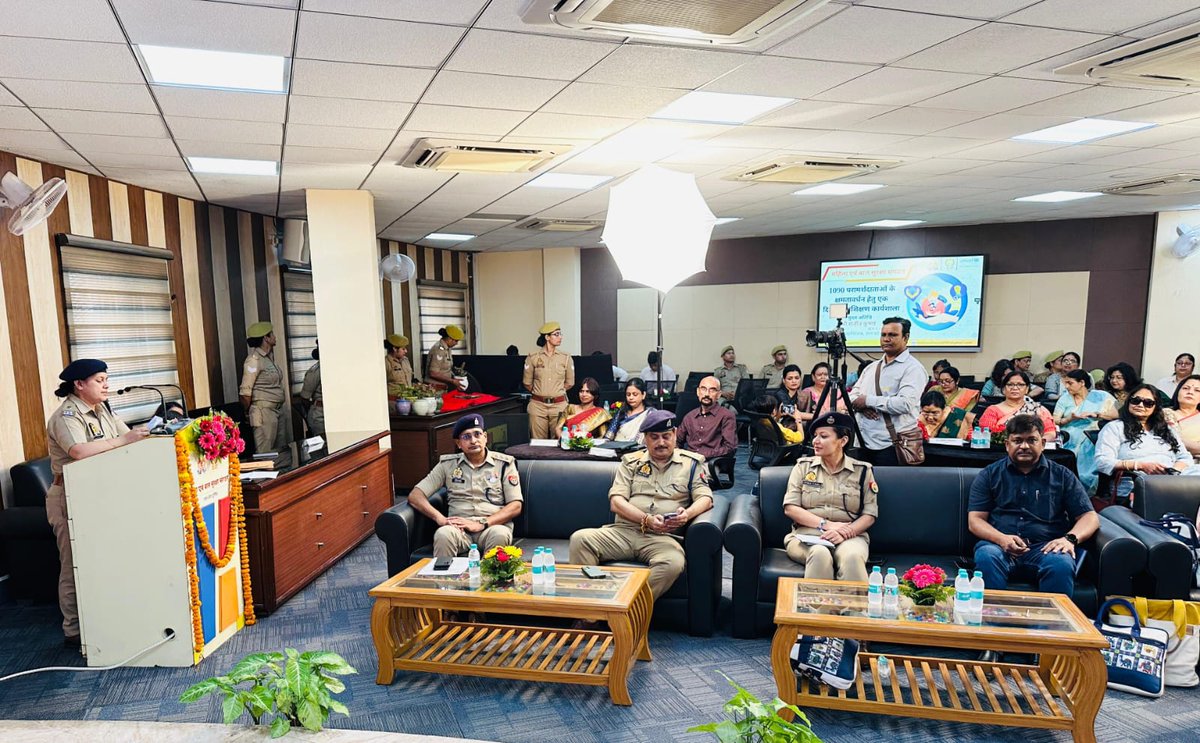 NimishaMHPSS's tweet photo. #Empowering_Voices_Changing_Lives! 
Honoured to attend the “Samvedna” workshop by @wpl1090 in Lucknow, with the support of @UNICEFIndia.
Focused on stress management, sensitivity, and strengthening tele-counsellors’ skills for women &amp; children’s safety. https://t.co/LbYYDu0bqJ