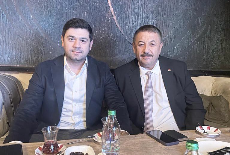 Savunma Sanayi SSTek AŞ Genel Müdürlüğü görevine başlayan, değerli yeğenim Suat Baylan’a yeni görevinde başarılar diliyorum. Rabbim hayırlı uğurlu etsin. <a href="/suatbaylan/">Suat BAYLAN</a>