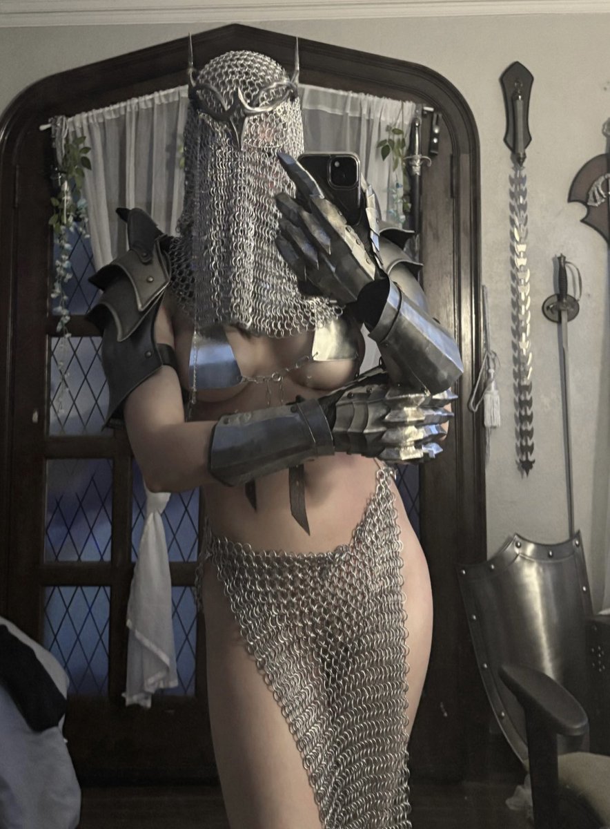 Crown by my friend <a href="/Miscreations_US/">Keahi</a> go check out their work!