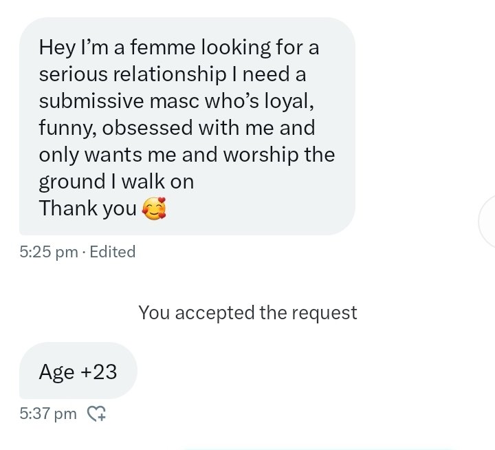 Sudwlwdating's tweet photo. Trying to be professional but damn this is hot and someone knows exactly what they want , don't u think? https://t.co/BzldoGdz8l