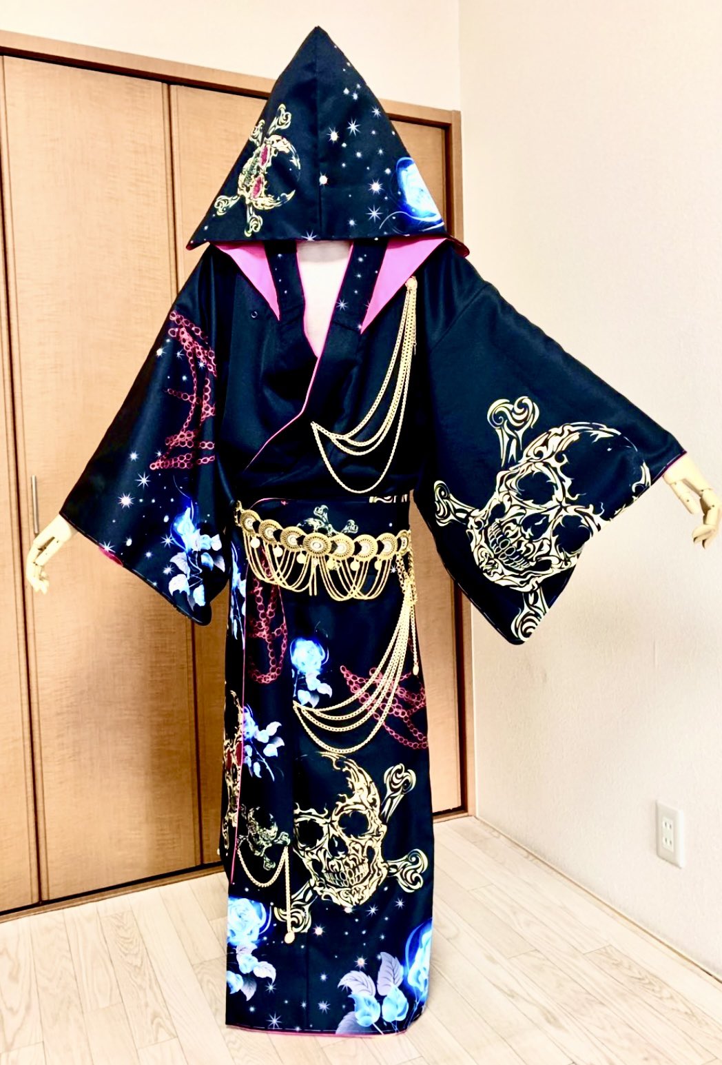 ！大人気！花柄スワロフスキー装飾着物 ピンク 大衆演劇 花道ひとり旅✨ドレスハウスフェアリーの大衆演劇衣装の旅