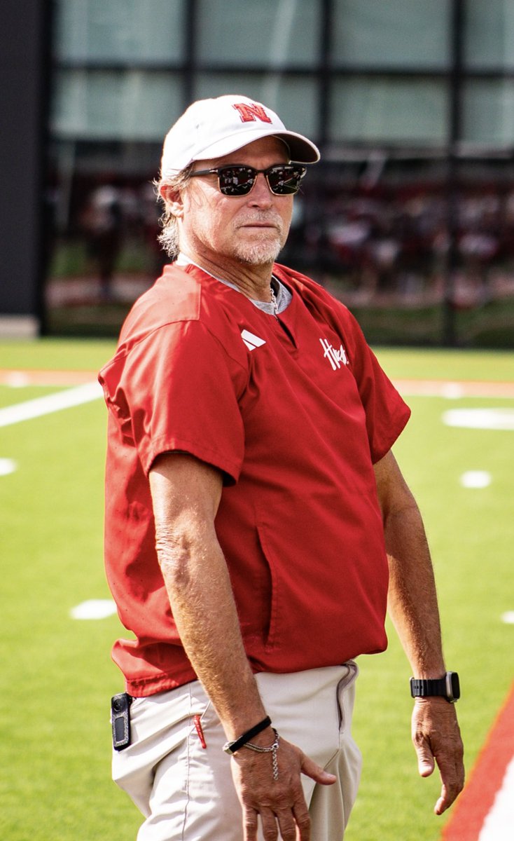 “Hey my boy down there thinks you’re pretty cute, could I get your number for him?”

My boy watching at the end of the bar: