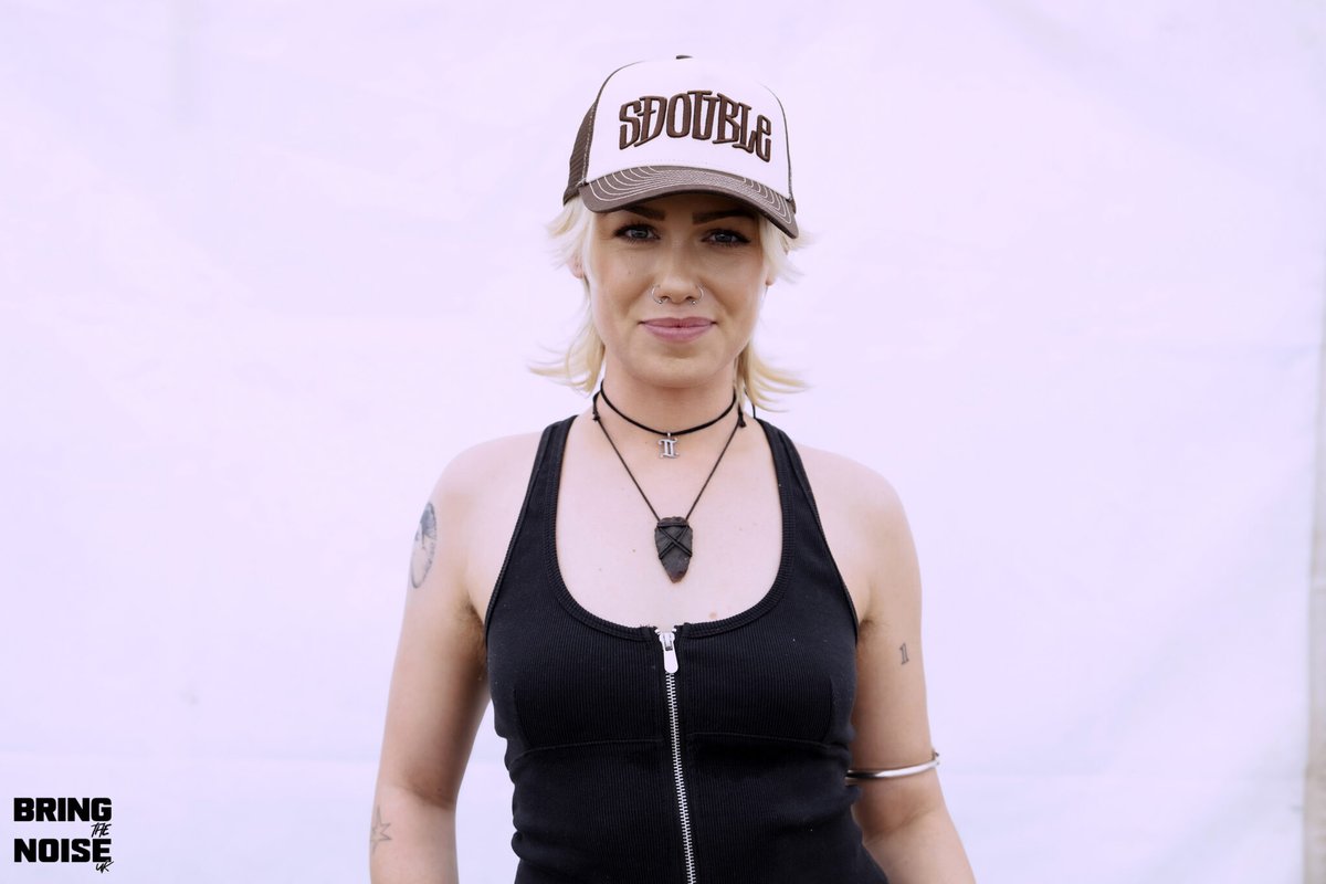 MUSIC INTERVIEW: Hevenshe bringthenoiseuk.com/202508/feature…