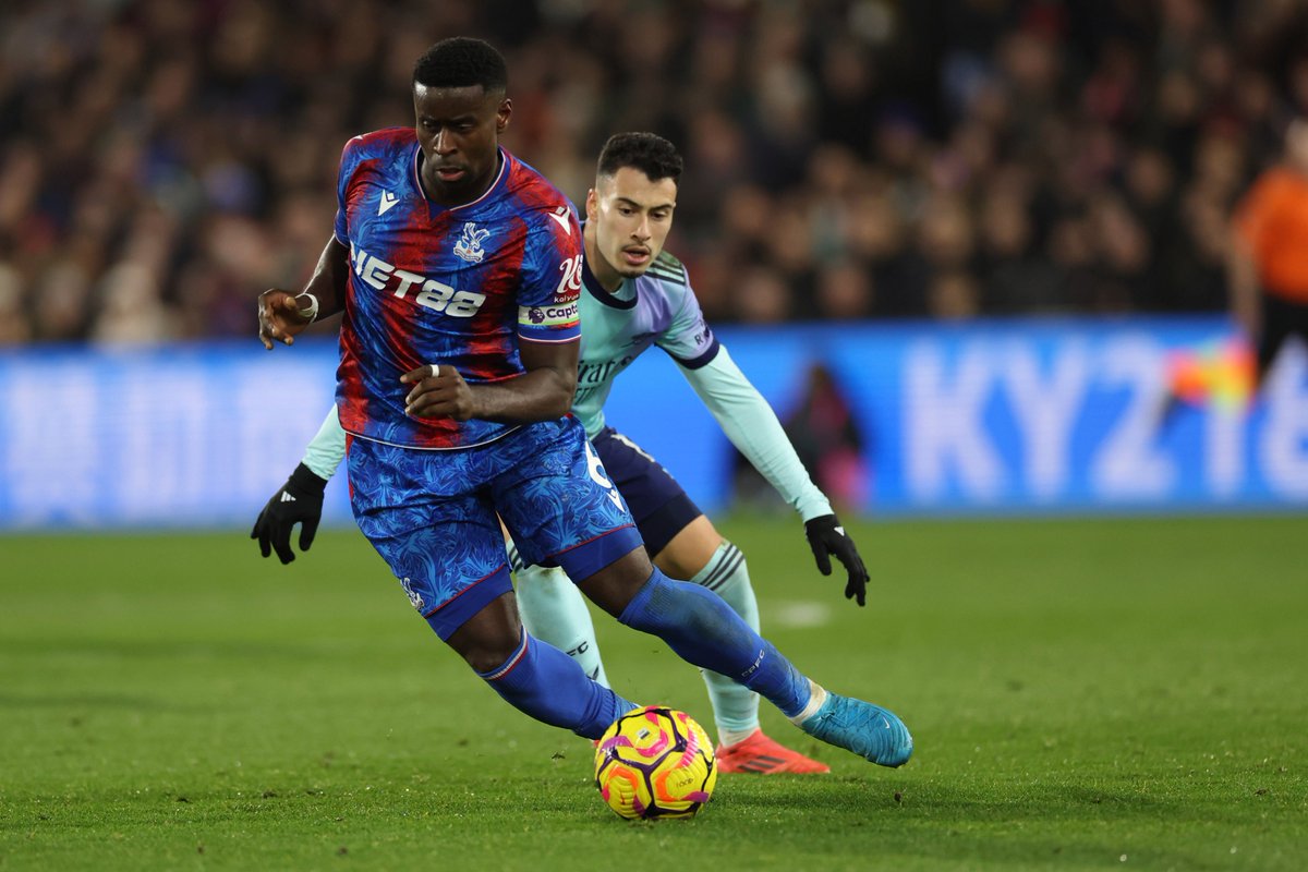 DougieCritchley's tweet image. As if by clockwork...

Less than 48 hours after twitter erupts with everyone laying into Liverpool's defensive options on the back of a shaky Community Shield...

They reportedly close in on Marc Guehi, one of the Premier League's most consistent centre backs over the last few…